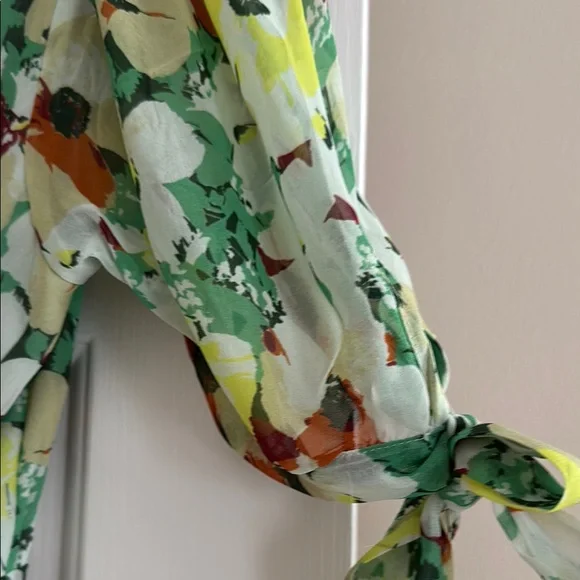 Anthropologie Floral Print V-Neck Women's Dress - Picture 8 of 16